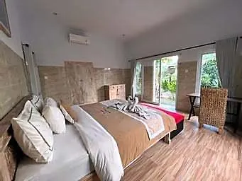 Agung Wiwin 2* バリ島